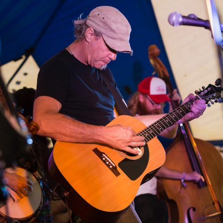 Den Hanrahan & the Rum Runners